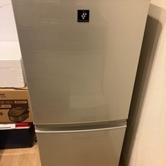 冷蔵庫 シャープ  容量137L