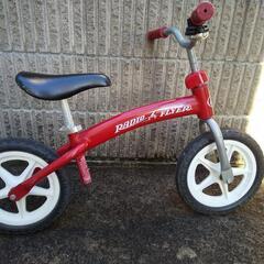 ストライダー的 バランスバイク radio flyer