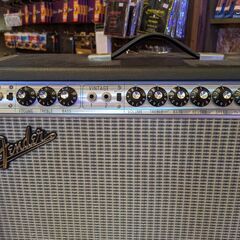 ⑤ 函館・北斗市近郊 直接取引限定 Fender フェンダー 68 custom VIBROLUX REVERB AMP アンプ 楽器 ⑤ 函館・北斗市近郊 直接取引限定 Fender フェンダー 68 custom