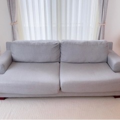 オシャレな3人掛けソファ🛋