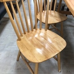 取りに来れる方限定！UNICOの４点ダイニングテーブルです！