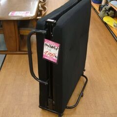 【店頭受け渡し】　メーカー不明　折りたたみベッド　中古品　￥4,378