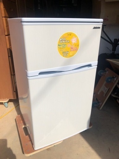 リアル 2021年式　冷蔵庫　96リットル 冷蔵庫