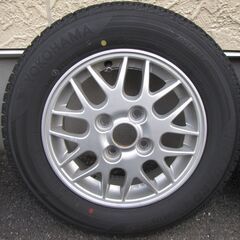 中古純正ホイールスタッドレスタイヤ４本セット