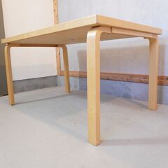 SEMPRE(センプレ)で取り扱われていたartek(アルテック)社のAlvar Aalto(アルヴァ・アアルト)デザイン 82Bダイニングテーブル。名作北欧家具をアクセントに/Vitra(ヴィトラ)DI108