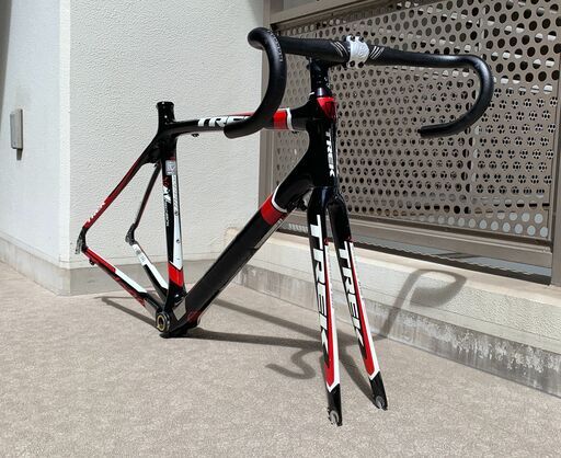 TREK madone3.1 カーボンフレーム【修復済み品】ジャンク扱い