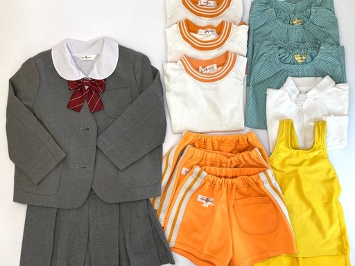 体操マット2枚カラー青、黄色 引き取り可能な方限定 良く