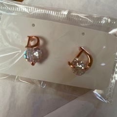 Dロゴピアス　ピアス　ピンクゴールドキラキラ　Dピアス　dピアス...