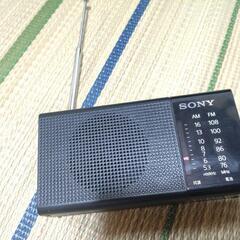 小型ラジオ