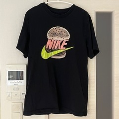 NIKE Tシャツ　ナイキ　Tシャツ