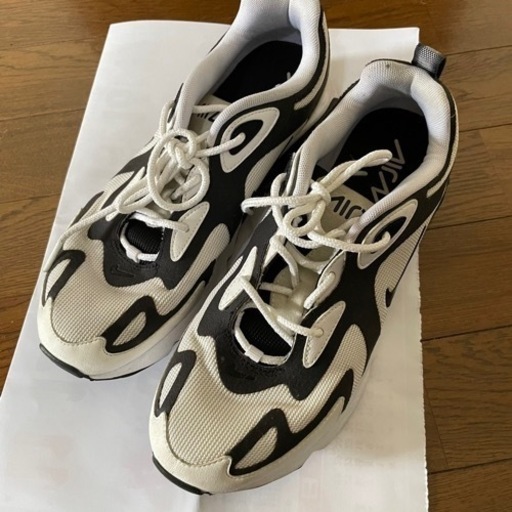 スニーカー NIKE AIR MAX200