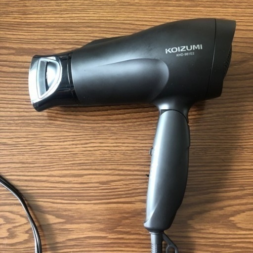 KOIZUMI マイナスイオンドライヤー