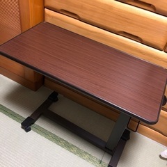 ベッド用　昇降テーブル　介護テーブル