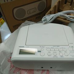 品質保証☆配達有り！3800円(税別）東芝 CDラジオ 美品 2...