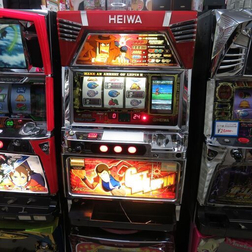 パチスロ実機 ルパン 主役は銭形 コイン不用機 ドアキー・設定キー付き スロット機 |江別市のリサイクルショップドロップ