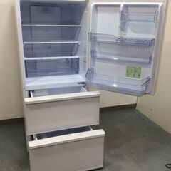 (10/8受渡済)YJT7445【AQUA/アクア 3ドア冷蔵庫】美品 2021年製 AQR-27K-W 家電 キッチン 冷蔵冷凍庫 自動製氷 右開きドア 272L