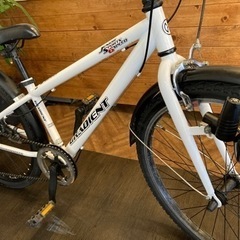 Jr.クロスマウンテンバイク】6段変速 24インチ自転車 ホワイト