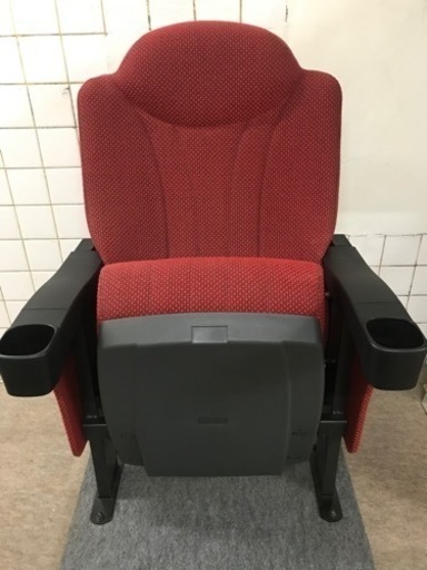 映画館用　椅子（9月20日終了予定）