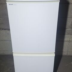 SHARP ノンフロン冷凍冷蔵庫 137L 製造年2008