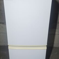 SHARP ノンフロン冷凍冷蔵庫 137L 製造年2010