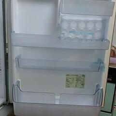 保証期間あと4年、美品272L冷蔵庫　
