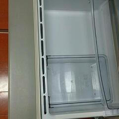 保証期間あと4年、美品272L冷蔵庫　