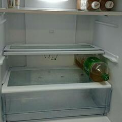 保証期間あと4年、美品272L冷蔵庫　