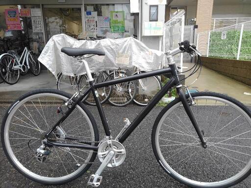 中古自転車２６９８　クロスバイク　前後タイヤ新品！ライトウエイ　７００×３２C　３×８段ギヤ　アルミフレーム　フレームサイズ５００㎜　ワイヤー錠　ライトは付属していません