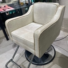 美容室のセット椅子