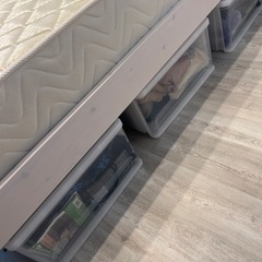 ダブルベッド　美品