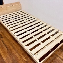 【早い者勝ち！】コンセント付き木製シングルベッド