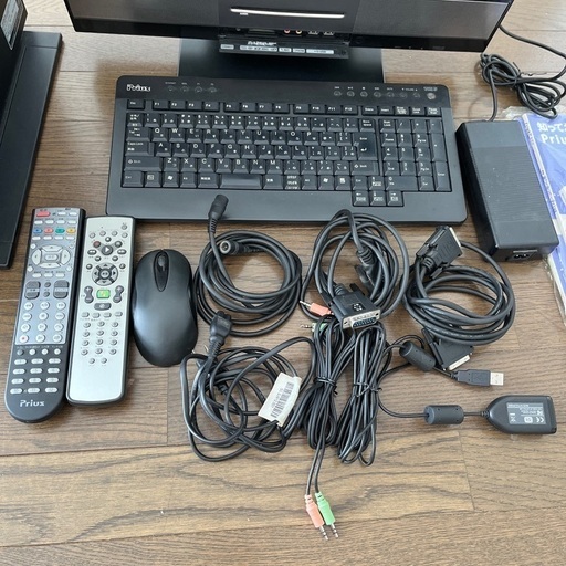 HITACHI Prius Desk P DH73P2