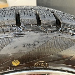 ピレリ アイスアシメトリコ4本アルミホイールセット