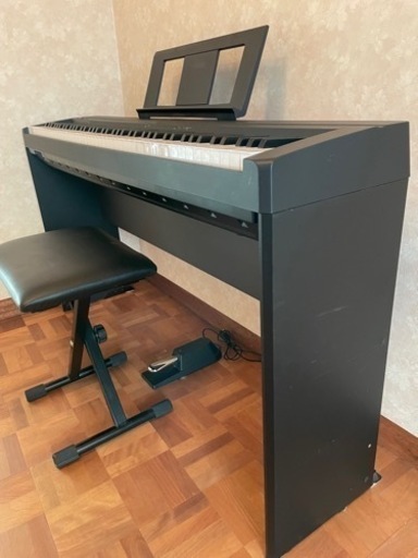 2020年製美品　YAMAHAヤマハP-45電子ピアノ椅子、スタンド付