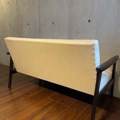 レアカラー⭐︎極美品✴︎カリモク✴︎白⭐︎2人掛けソファ✴︎