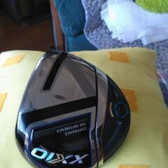 ゼクシオ　イレブン　ドライバー