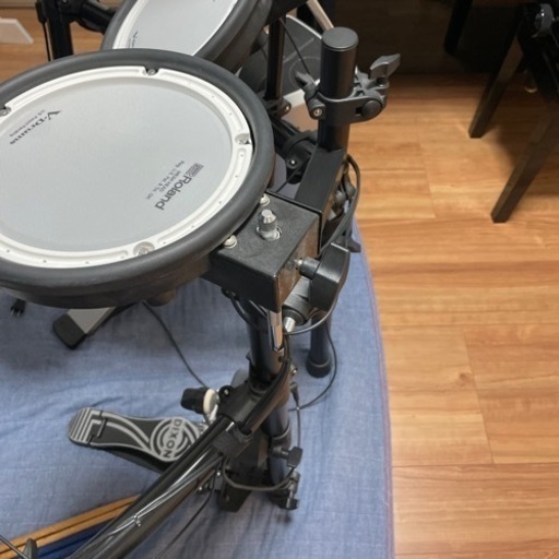 本日、取引割引あり Roland 電子ドラム 椅子、スピーカー付き