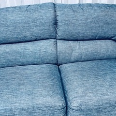 決まりました】ニトリ 3人掛け 布張り ソファ ターコイズブルー カバー付き