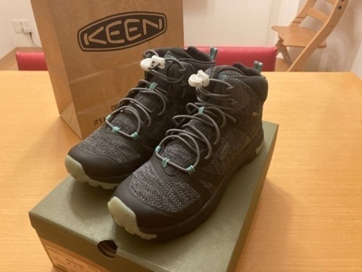 ★新品未使用★KEEN (キーン) 25.0cm テラドーラ II MID WP