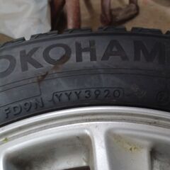 冬タイヤ　195/65R15　