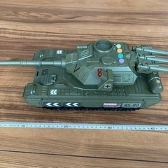 戦車のおもちゃ