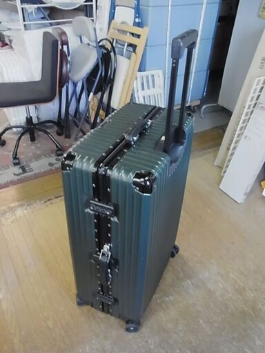 【26】スーツケース　グリーン　キャリーバッグ　ハードタイプ　大きいサイズ　鍵欠品　軽量　旅行