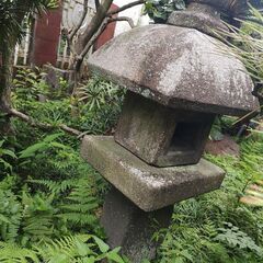 灯籠 高さ120㎝位 オブジェ 石像 ガーデン
