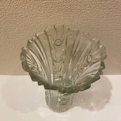 アンティークガラス　フラワーベース グラスの花器　花瓶　D-4