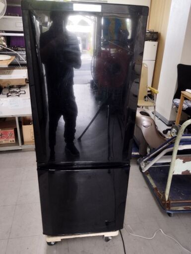 三菱 冷蔵庫 ブラック146 L 2015年製 別館に置いてます