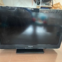 Panasonic   2011年製  32型テレビ