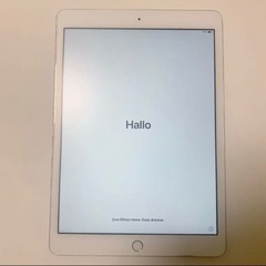 iPad 第8世代 Wi-Fiモデル 32GB シルバー MYL...