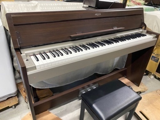 お薦め品‼️激安‼️ヤマハ電子ピアノARIUS YDP-S31 2014年