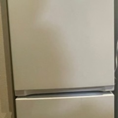 ★値下げしました★2020年製　2ドアノンフロン冷凍冷蔵庫(白)