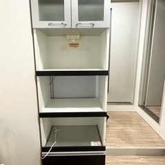 キッチン　収納　食器棚　食品ストック　レンジ台